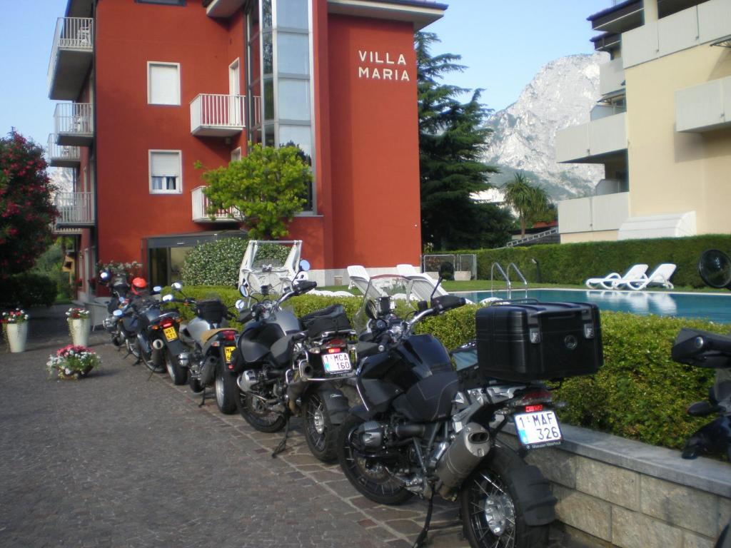 Bike & Wind Hotel Villa Maria Torbole Sul Garda Екстериор снимка