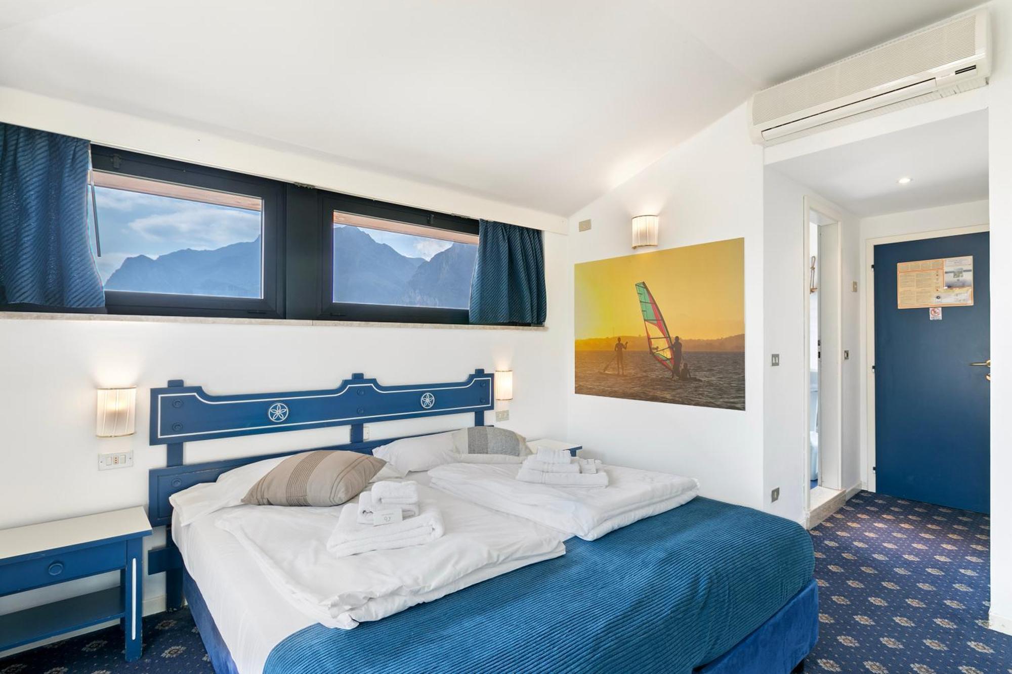 Bike & Wind Hotel Villa Maria Torbole Sul Garda Екстериор снимка